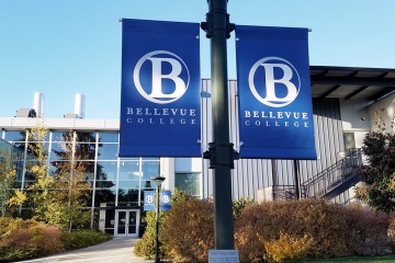 bellevue-college-pole-banners-69_gallery