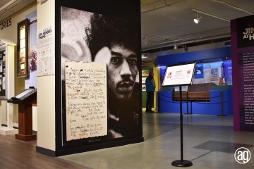 NAAM-jimi-hendrix-exhibit-install-049_gallery