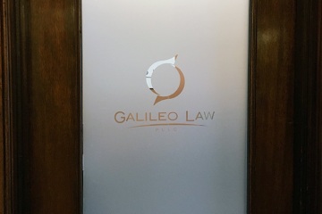 A295368-galileo-window-install-02_gallery