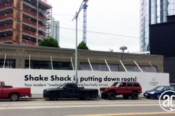 A292060-shake-shack-install-03-gallery