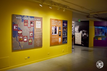 NAAM-jimi-hendrix-exhibit-install-005_gallery