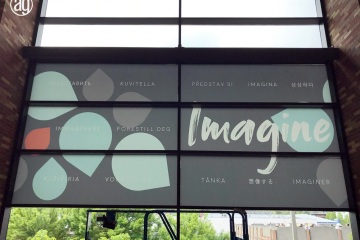 AlphaGraphics-Seattle-window-graphics-installation-55-1