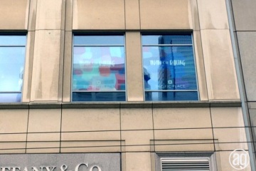 AlphaGraphics-Seattle-window-graphics-installation-60-1